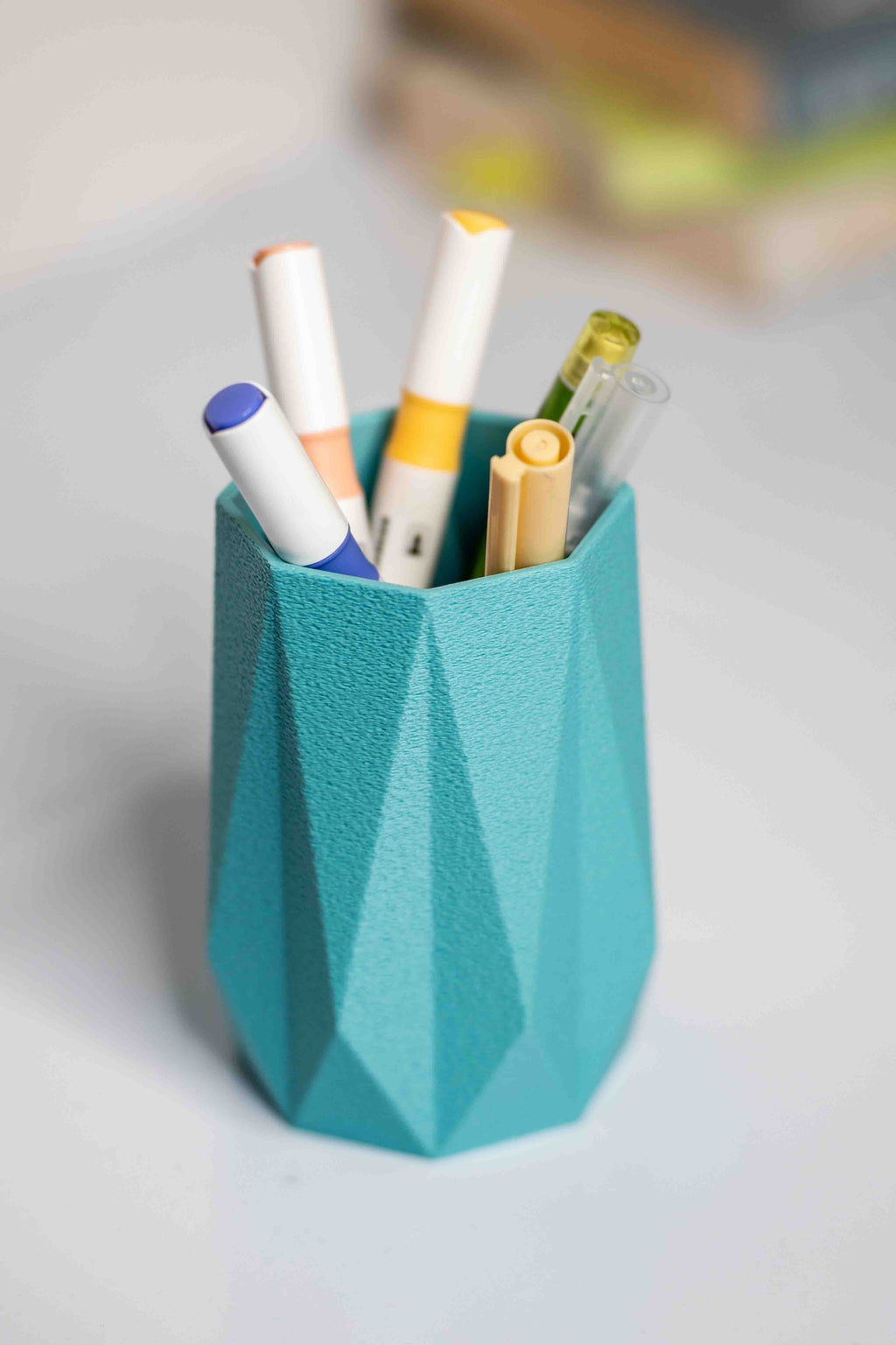 Tinkly – 3D Printed Geometric Fuzzy Pen Stand | Minimal Desk Organizer | Modern Contour Design & Lightweight